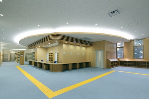 瑞穂文化小劇場・瑞穂図書館