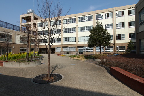 名古屋市立神の倉中学校（空調改修）